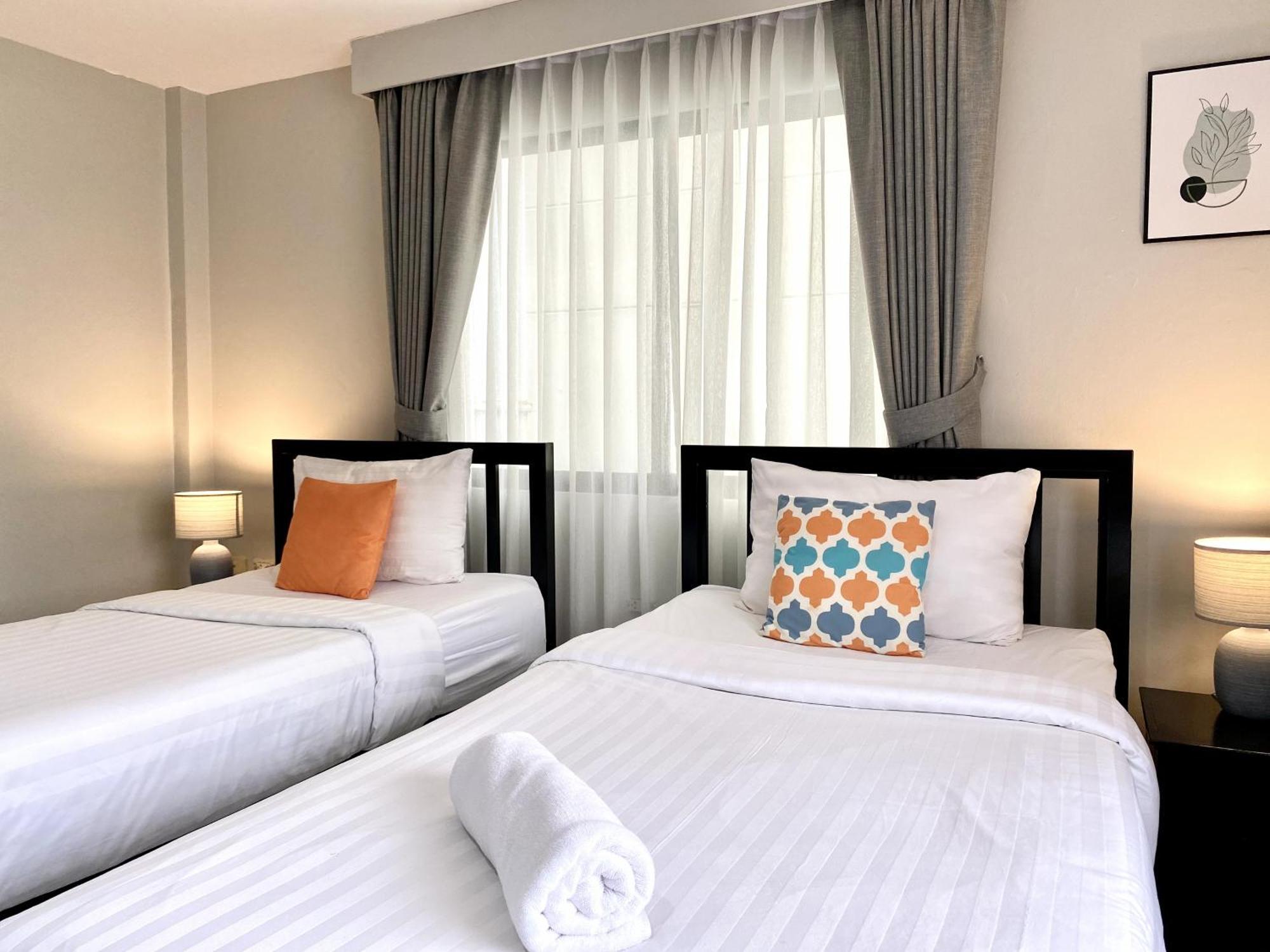 Beachwalk Minotel Patong Exterior foto